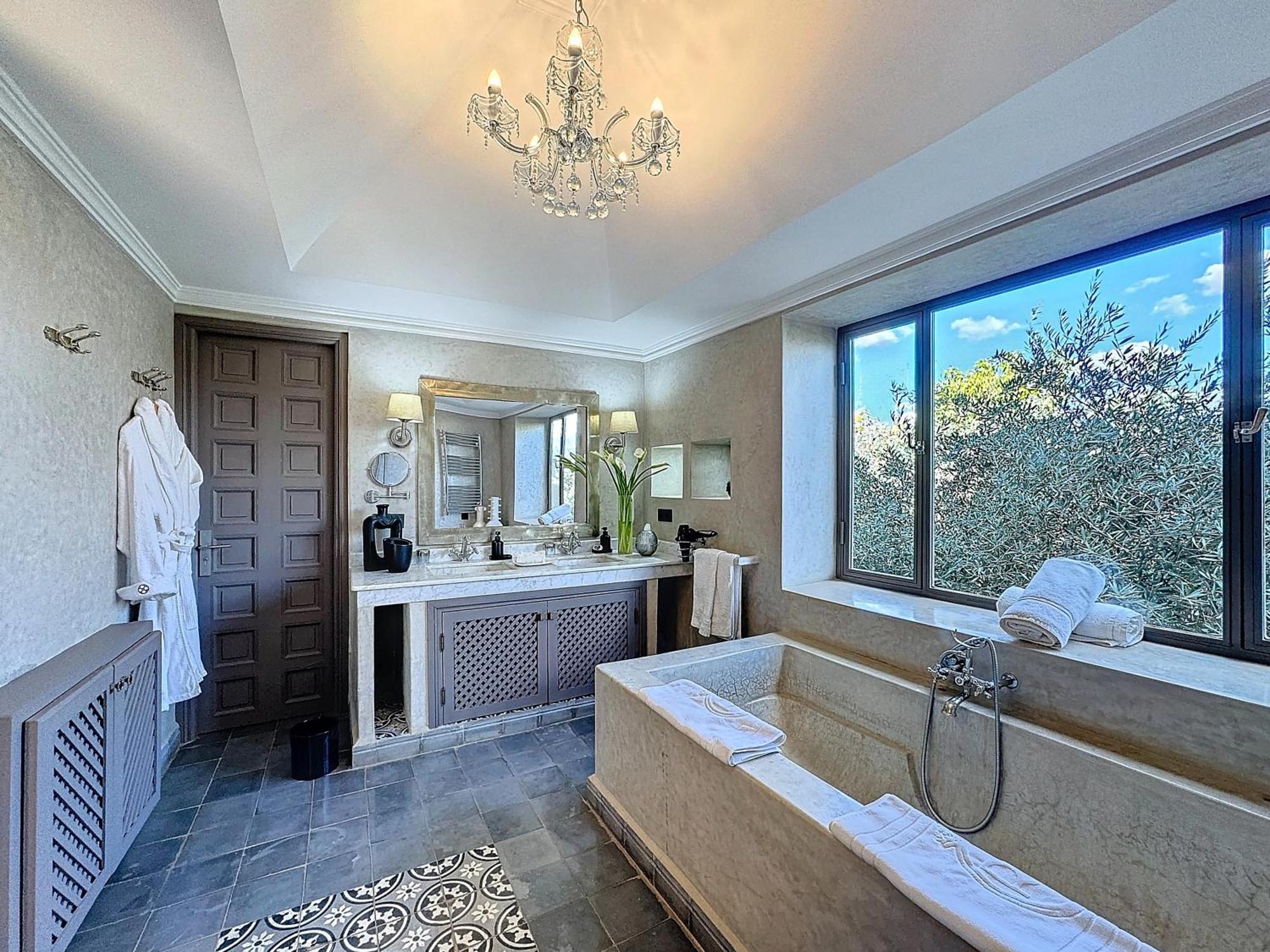 Luxury Villa Paschmina Урика Екстериор снимка