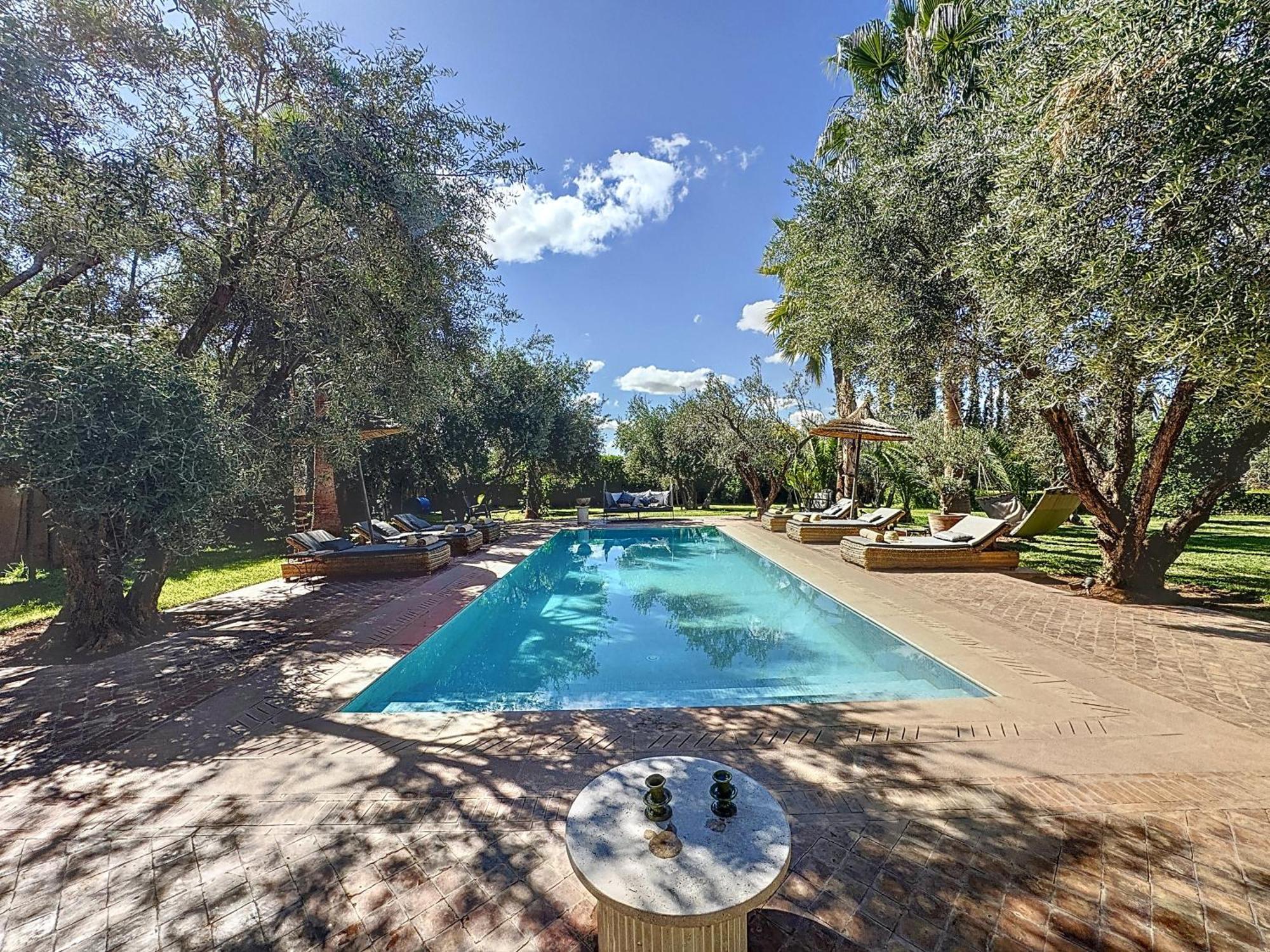 Luxury Villa Paschmina Урика Екстериор снимка