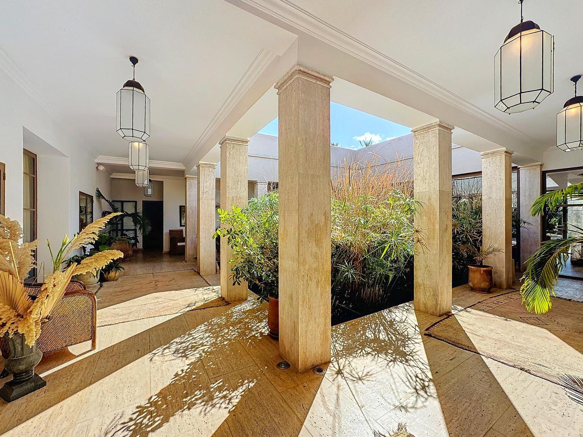 Luxury Villa Paschmina Урика Екстериор снимка
