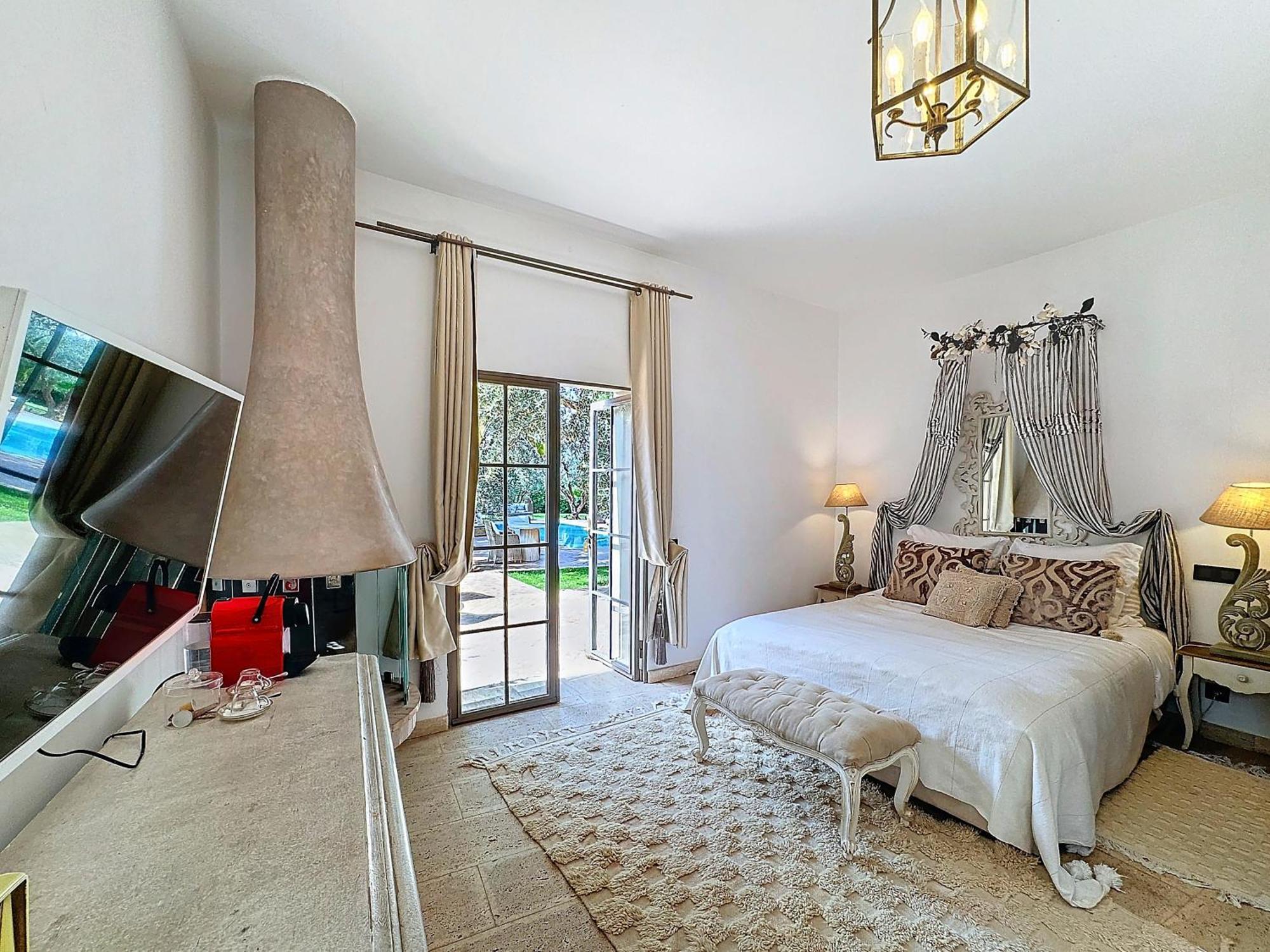 Luxury Villa Paschmina Урика Екстериор снимка